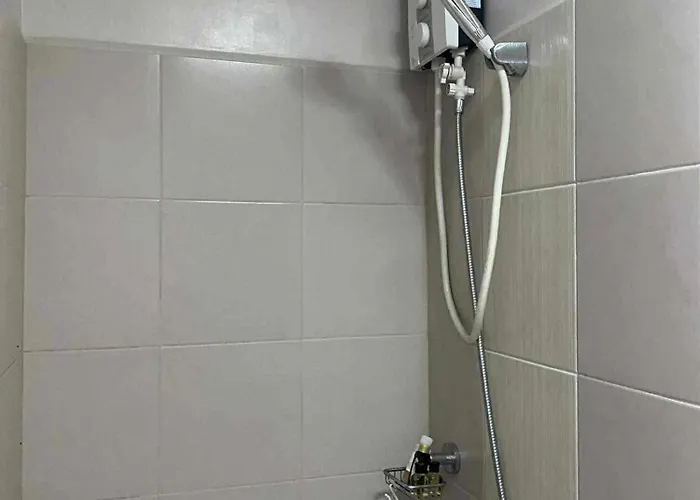 Budget Bedspace Near Trinoma Homestay *
